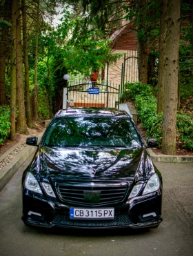 Mercedes-Benz E 500 ГАЗ* AMG* INDIVIDUAL* ОБДУХ* Памет* Дистроник*