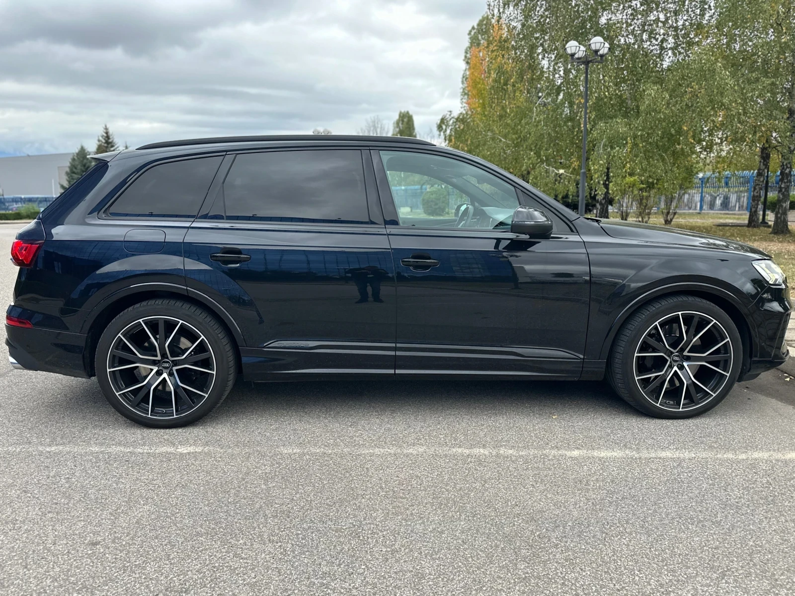 Audi SQ7 22+ 21inch* Carbon* B&O* Vent* 360* Pano* Matrix - изображение 7 | Auto.bg Audi SQ7 22+ 21inch* Carbon* B&O* Vent* 360* Pano* Matrix - изображение 7