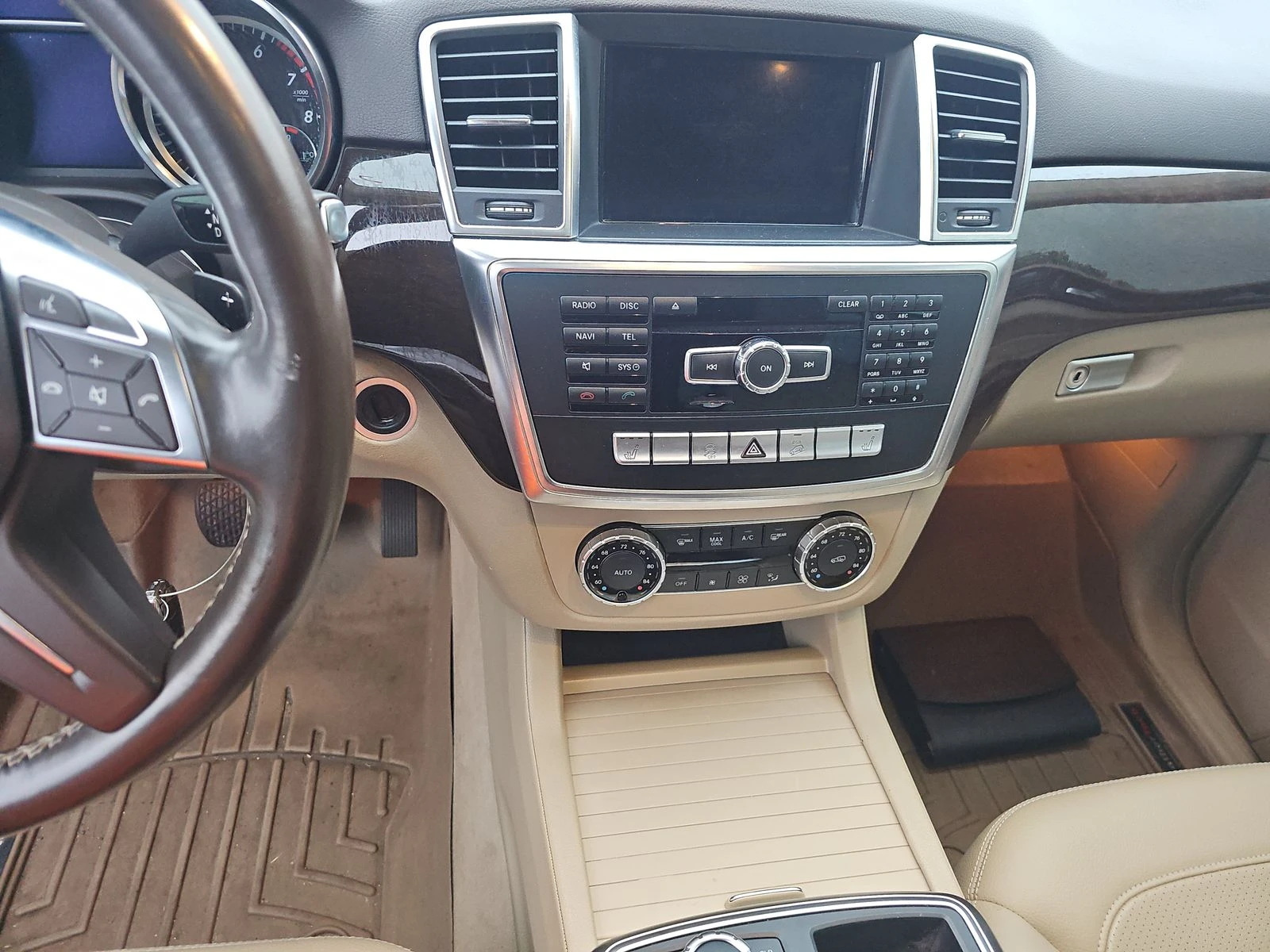 Mercedes-Benz ML 350 4MATIC - изображение 9 | Auto.bg Mercedes-Benz ML 350 4MATIC - изображение 9