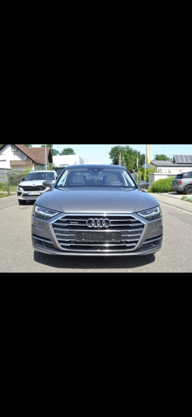 Снимка Audi A8