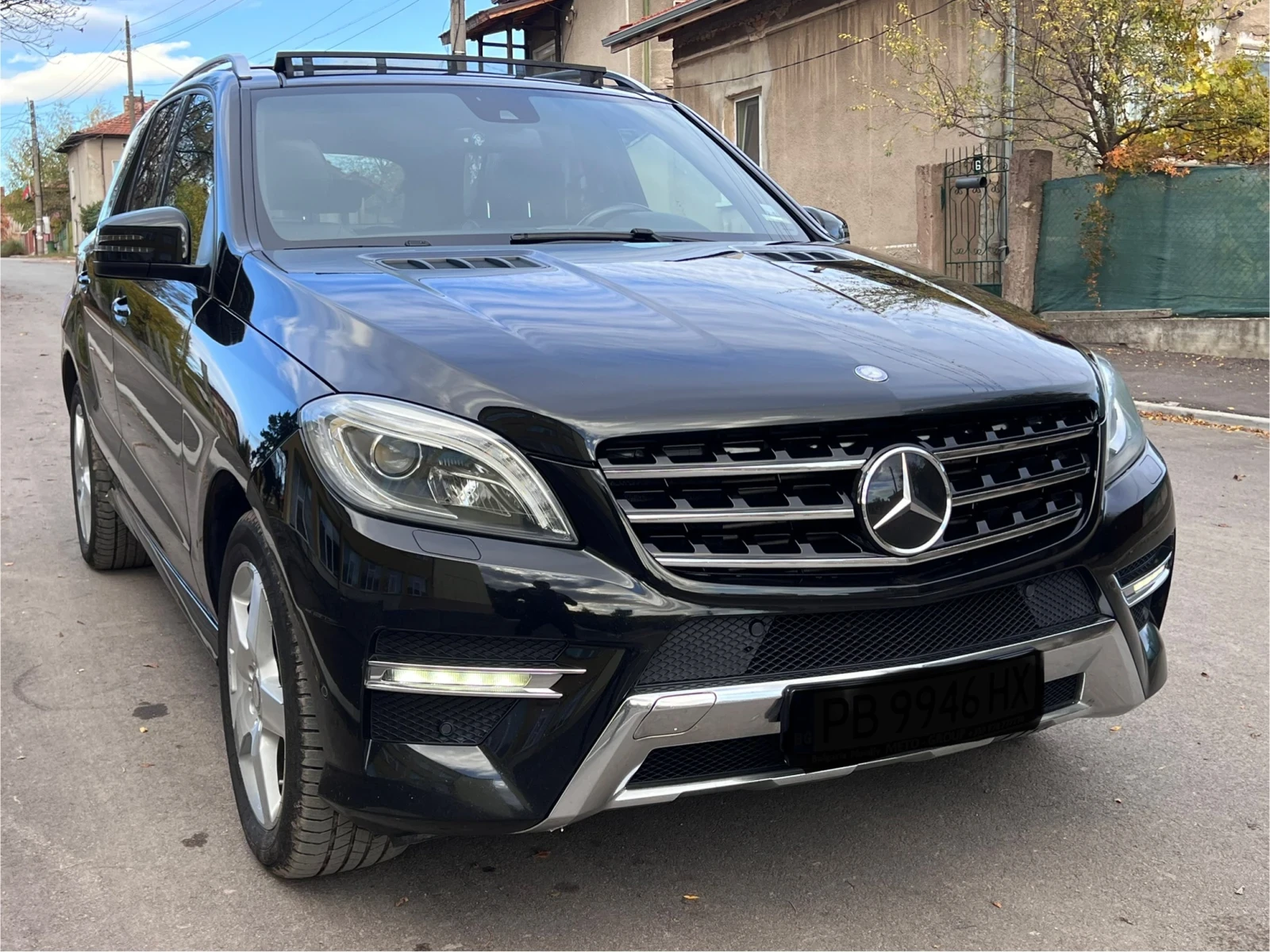 Mercedes-Benz ML 350 BlueTec* 4Matic* Pano* AMG-Line* Distronic - изображение 2 | Auto.bg Mercedes-Benz ML 350 BlueTec* 4Matic* Pano* AMG-Line* Distronic - изображение 2