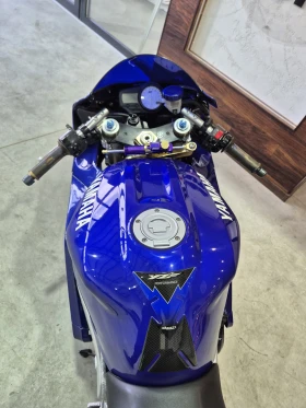 Yamaha YZF-R1 1000 Нов внос от ШВЕЙЦАРИЯ!!! | Auto.bg — изображение 16 Yamaha YZF-R1 1000 Нов внос от ШВЕЙЦАРИЯ!!! | Auto.bg — изображение 16