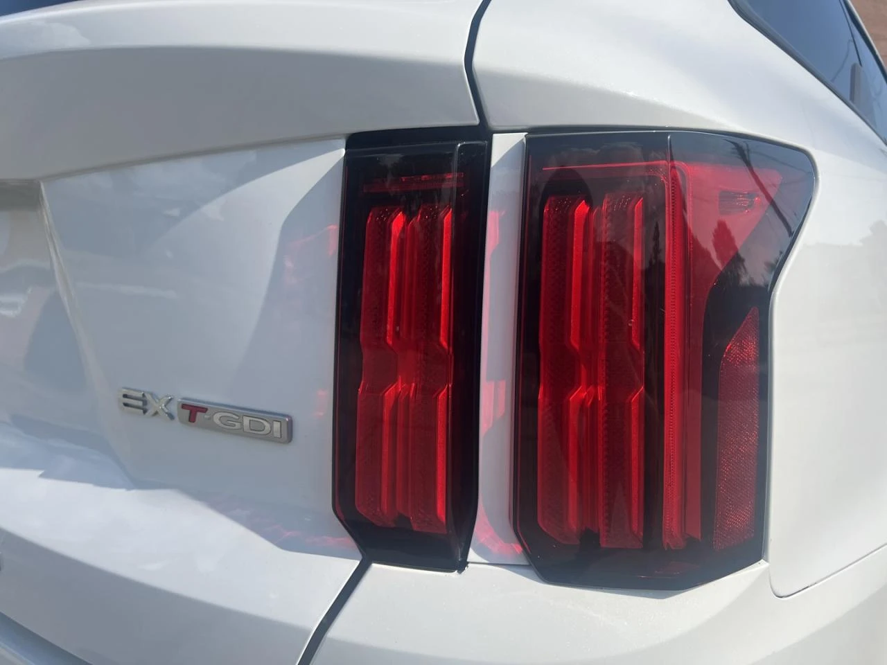 Kia Sorento 2.5T / 4x4 / EX / 7 Seats - изображение 7 | Auto.bg Kia Sorento 2.5T / 4x4 / EX / 7 Seats - изображение 7