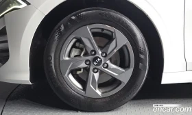 Kia K5 2.0 LPI Strandard - 15640 € - 26630669 5 | Car24.bg Kia K5 2.0 LPI Strandard - 15640 € - 26630669 5