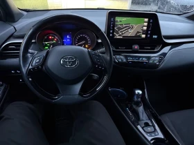 Toyota C-HR 1.8 b 98кс - 13600 € / 26599.29 лв. - 57967458 12 | Car24.bg Toyota C-HR 1.8 b 98кс - 13600 € / 26599.29 лв. - 57967458 12
