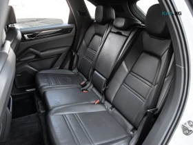Porsche Cayenne * PANORAMA * Автокредит (Цена до България) | Auto.bg — изображение 10 Porsche Cayenne * PANORAMA * Автокредит (Цена до България) | Auto.bg — изображение 10