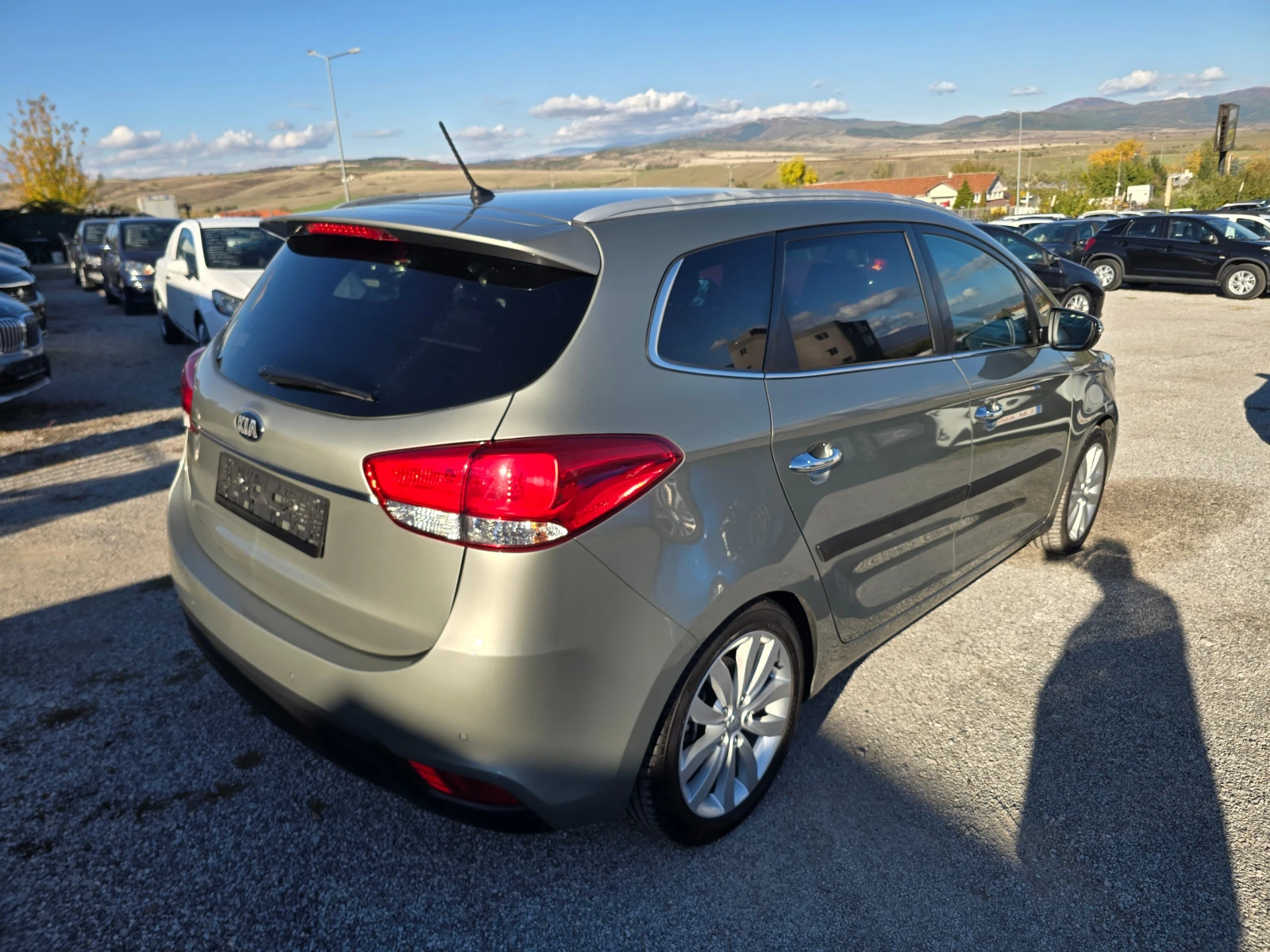 Kia Clarus 1.7-CRDI-116k.c-NAVI-EURO5B - изображение 5 | Auto.bg Kia Clarus 1.7-CRDI-116k.c-NAVI-EURO5B - изображение 5