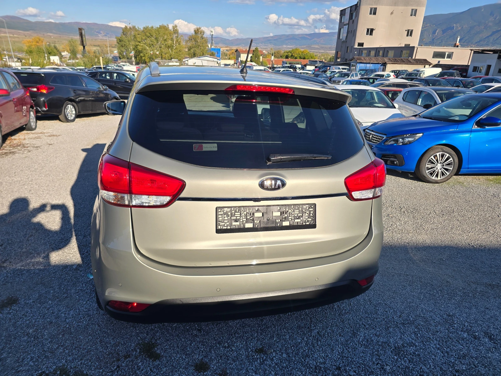 Kia Clarus 1.7-CRDI-116k.c-NAVI-EURO5B - изображение 6 | Auto.bg Kia Clarus 1.7-CRDI-116k.c-NAVI-EURO5B - изображение 6