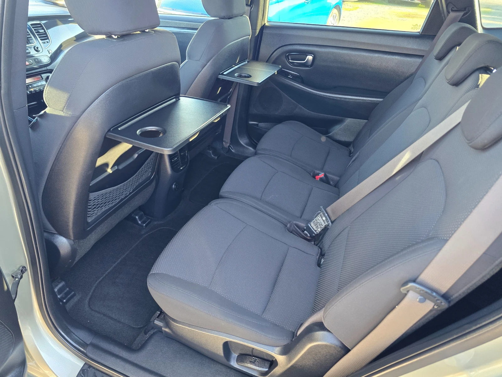Kia Clarus 1.7-CRDI-116k.c-NAVI-EURO5B - изображение 10 | Auto.bg Kia Clarus 1.7-CRDI-116k.c-NAVI-EURO5B - изображение 10