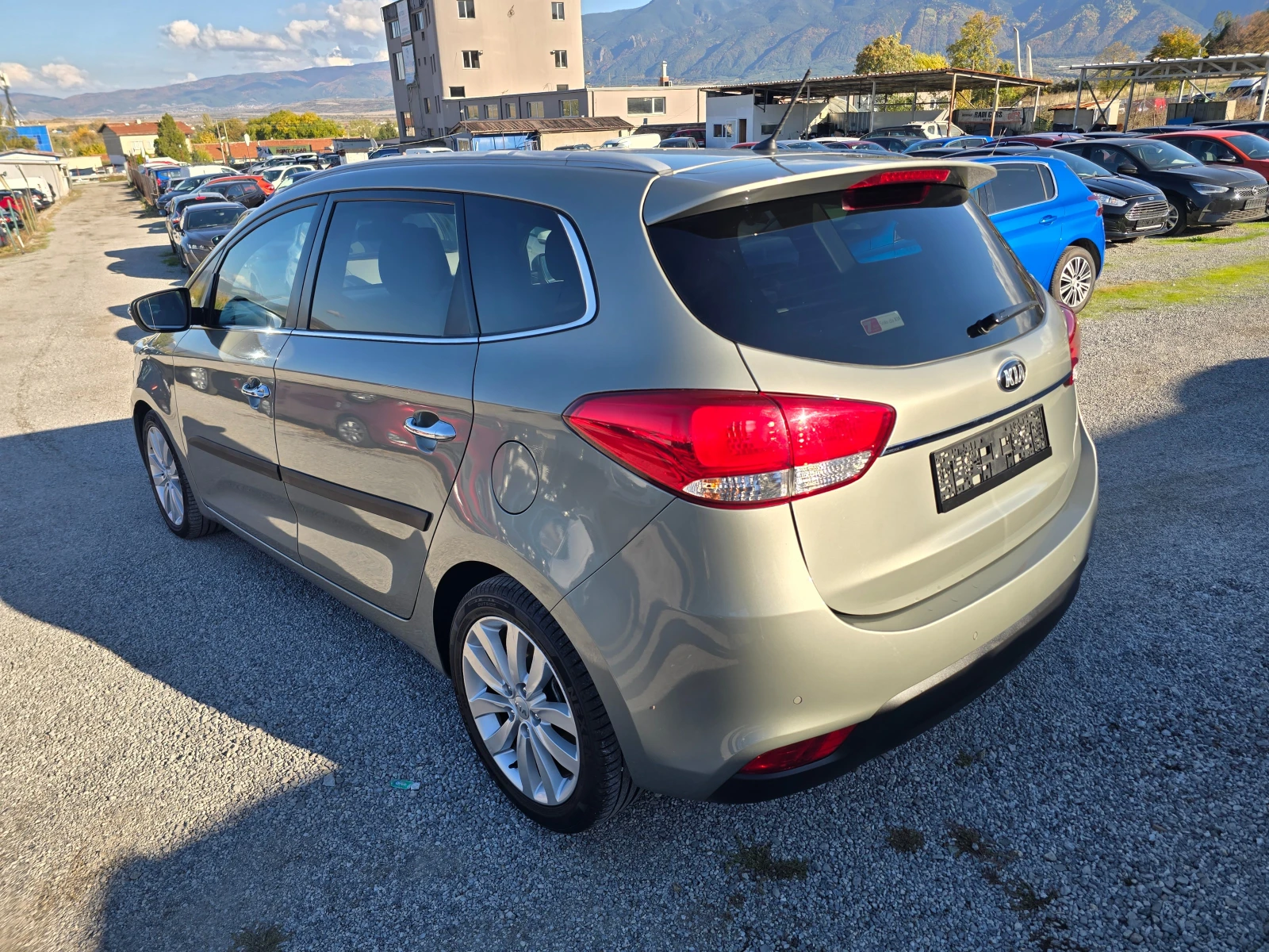 Kia Clarus 1.7-CRDI-116k.c-NAVI-EURO5B - изображение 7 | Auto.bg Kia Clarus 1.7-CRDI-116k.c-NAVI-EURO5B - изображение 7