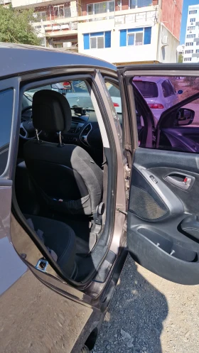 Hyundai IX35 undefined | Auto.bg — изображение 8 Hyundai IX35 undefined | Auto.bg — изображение 8