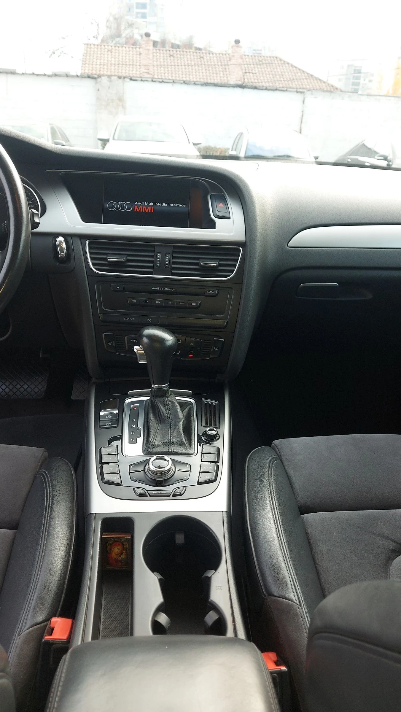 Audi A4 3.0 TDI AVANT QUATTRO DISTRONIK  - изображение 8 | Auto.bg Audi A4 3.0 TDI AVANT QUATTRO DISTRONIK  - изображение 8