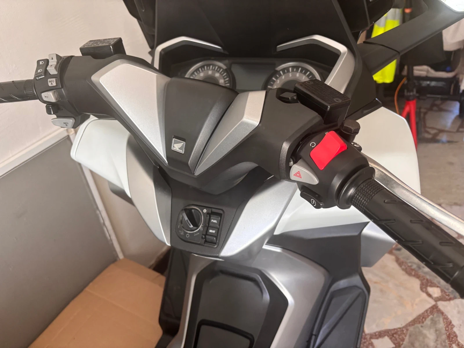 Honda Forza Forza 300 ABS TCS - изображение 10 | Auto.bg Honda Forza Forza 300 ABS TCS - изображение 10