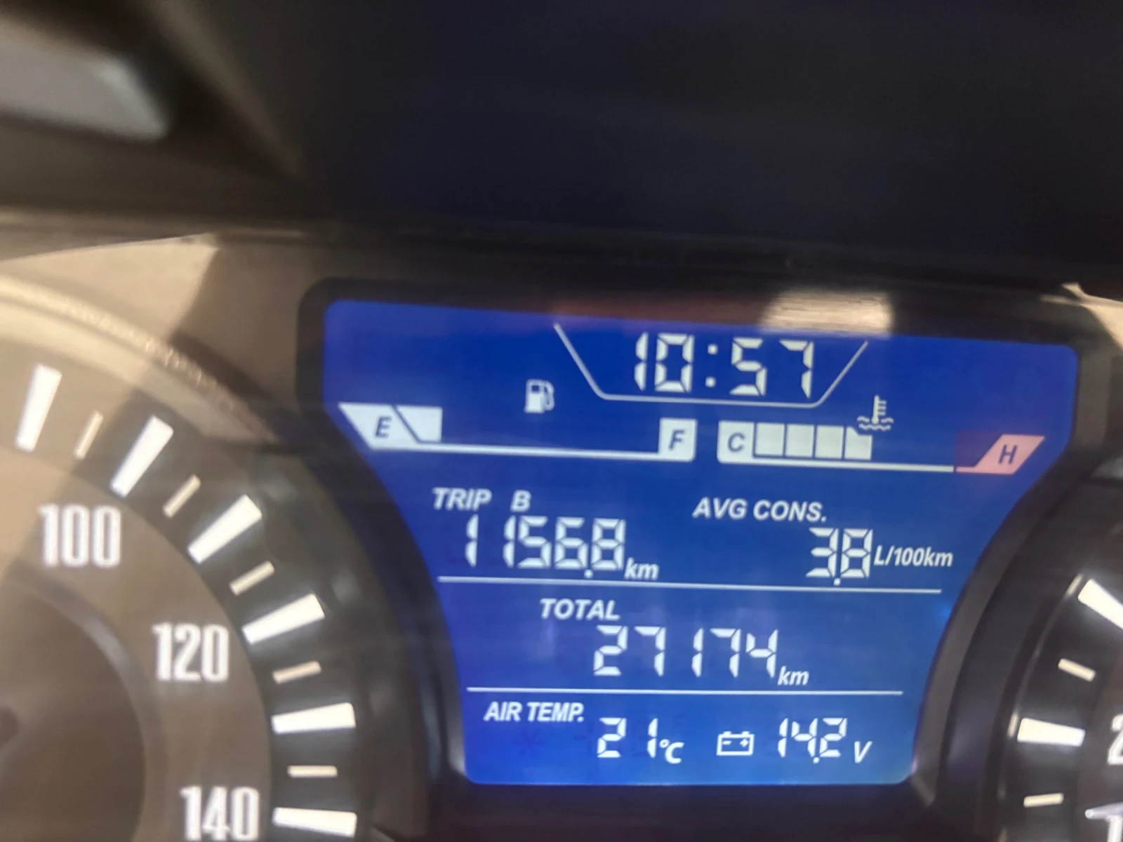 Honda Forza Forza 300 ABS TCS - изображение 7 | Auto.bg Honda Forza Forza 300 ABS TCS - изображение 7