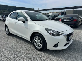Снимка Mazda 2