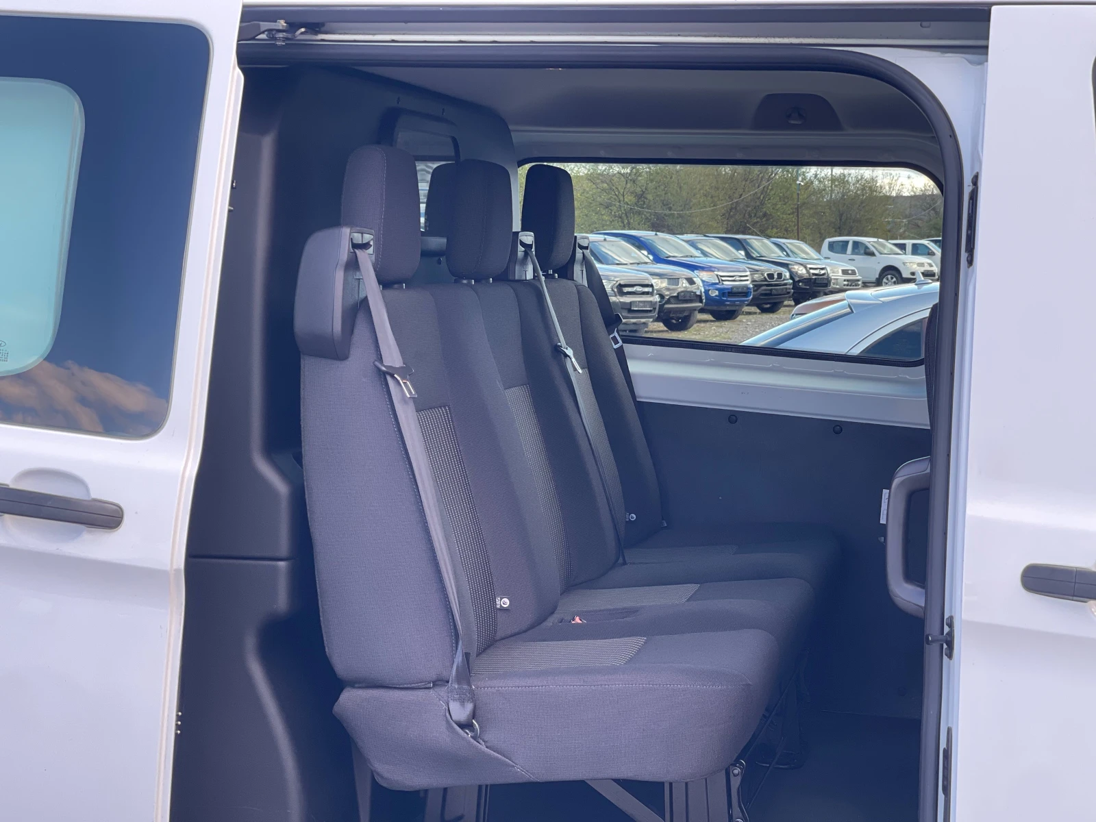 Ford Transit Custom 2.2TDCi 5+ 1 - изображение 9 | Auto.bg Ford Transit Custom 2.2TDCi 5+ 1 - изображение 9