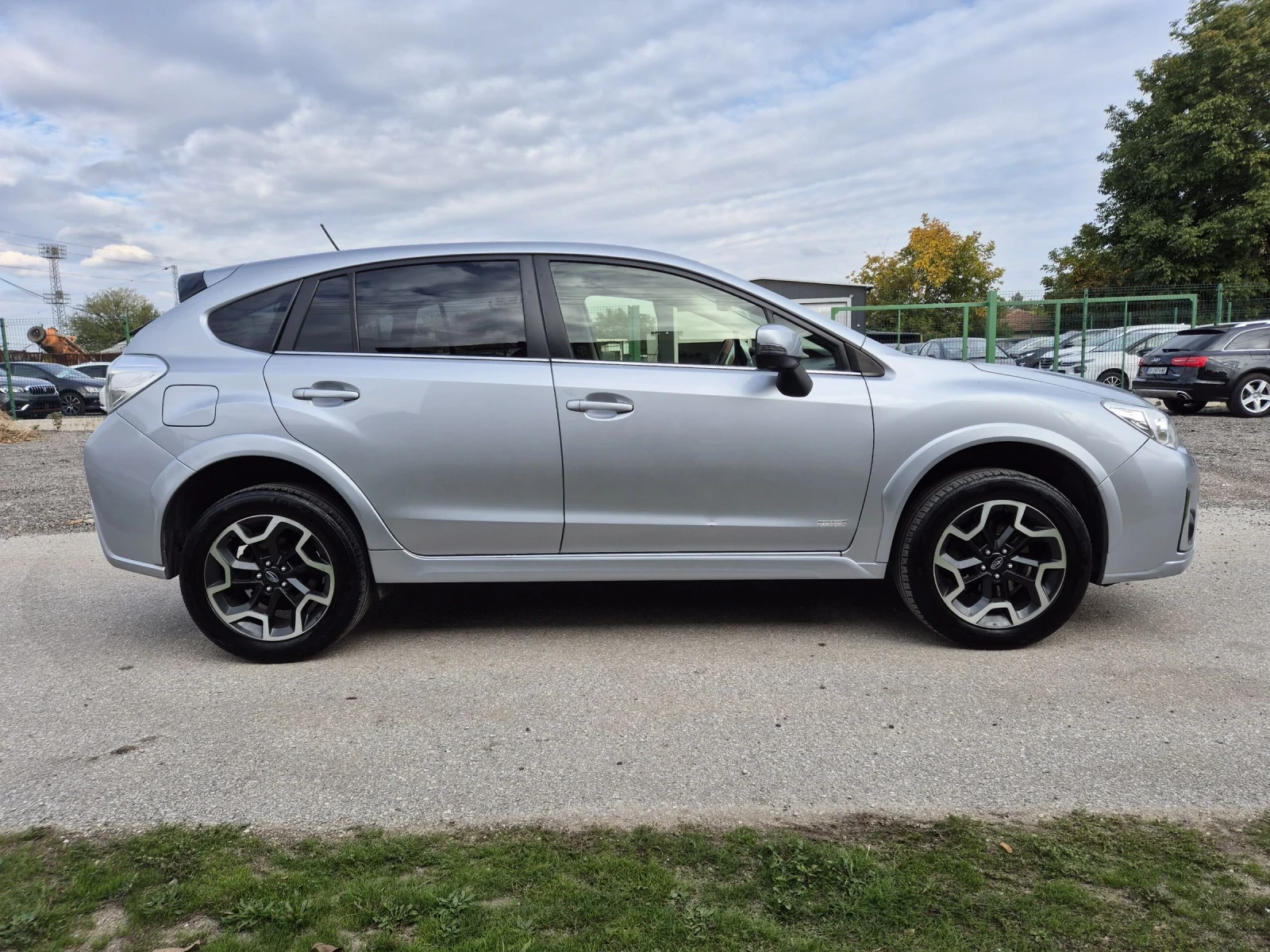 Subaru XV 2.0i 4WD TOBACCO EDITION  - изображение 4 | Auto.bg Subaru XV 2.0i 4WD TOBACCO EDITION  - изображение 4