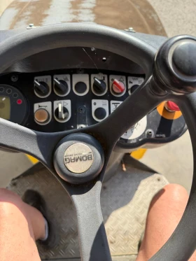 Валяк BOMAG ДВА БРОЯ, BW-138 BW-100Нов внос, , , | Auto.bg — изображение 5 Валяк BOMAG ДВА БРОЯ, BW-138 BW-100Нов внос, , , | Auto.bg — изображение 5