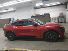 Ford Mustang Mach-E CALIFORNIA ROUTE 1 | Auto.bg — изображение 12 Ford Mustang Mach-E CALIFORNIA ROUTE 1 | Auto.bg — изображение 12