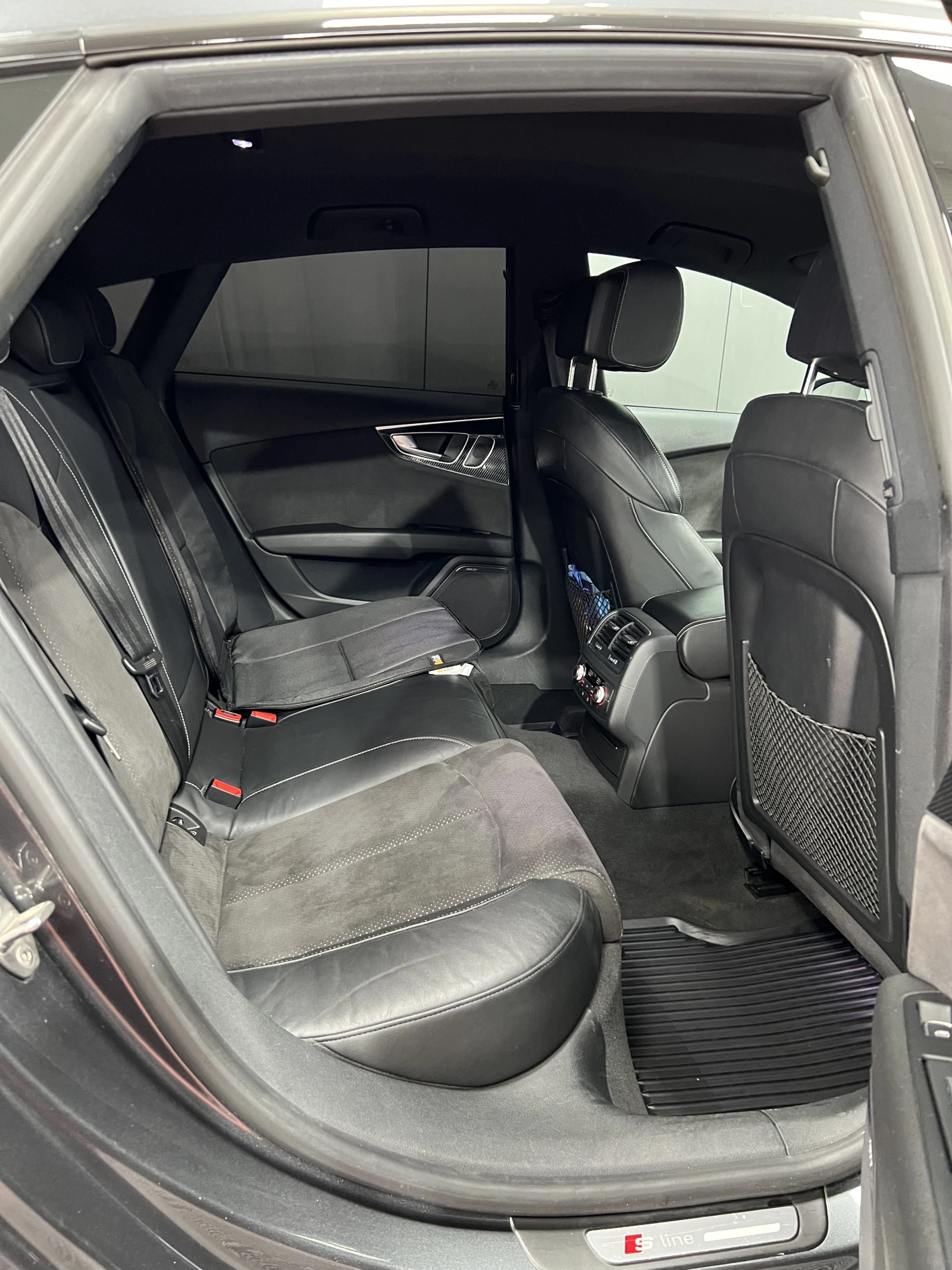 Audi A7 Sportback 3.0BiTDI quattro S-line - изображение 7 | Auto.bg Audi A7 Sportback 3.0BiTDI quattro S-line - изображение 7