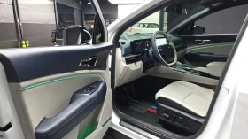 Kia Sportage Signature X Line* AWD* ПОДГРЕВ* ОБДХВАНЕ* 360* HUD | Auto.bg — изображение 8 Kia Sportage Signature X Line* AWD* ПОДГРЕВ* ОБДХВАНЕ* 360* HUD | Auto.bg — изображение 8