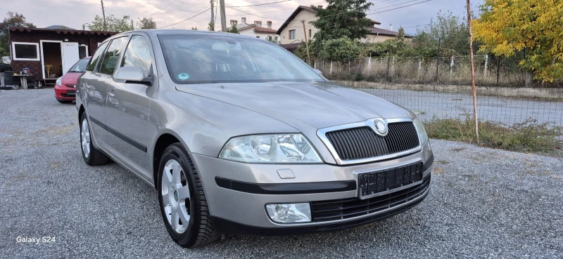 Skoda Octavia 2.0 TDI  Evro 4 - 5800 лв. / 2965.49 € - 51205009 1 | Car24.bg Skoda Octavia 2.0 TDI  Evro 4 - 5800 лв. / 2965.49 € - 51205009 1