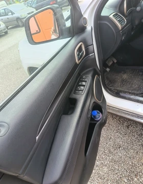 Jeep Grand cherokee SUMMIT - 19800 € / 38725.43 лв. - 89711545 13 | Car24.bg Jeep Grand cherokee SUMMIT - 19800 € / 38725.43 лв. - 89711545 13