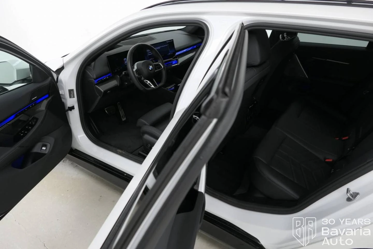 BMW 520  d Touring M Sport Paket Steptronic - изображение 5 | Auto.bg BMW 520  d Touring M Sport Paket Steptronic - изображение 5