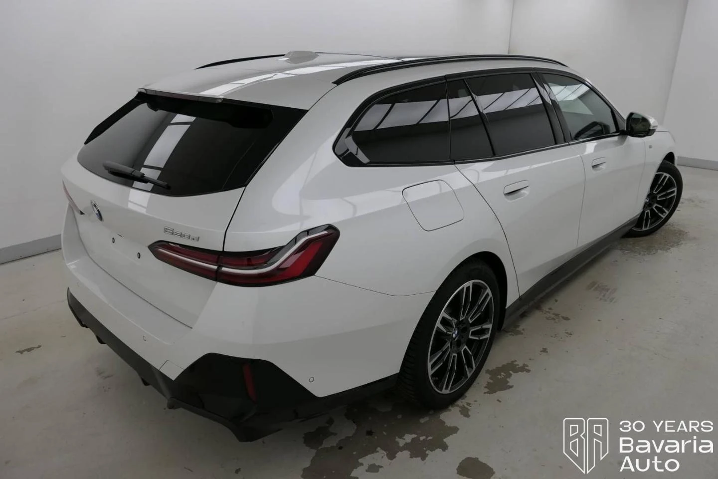 BMW 520  d Touring M Sport Paket Steptronic - изображение 3 | Auto.bg BMW 520  d Touring M Sport Paket Steptronic - изображение 3