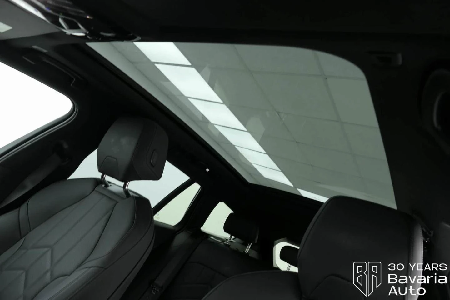 BMW 520  d Touring M Sport Paket Steptronic - изображение 9 | Auto.bg BMW 520  d Touring M Sport Paket Steptronic - изображение 9