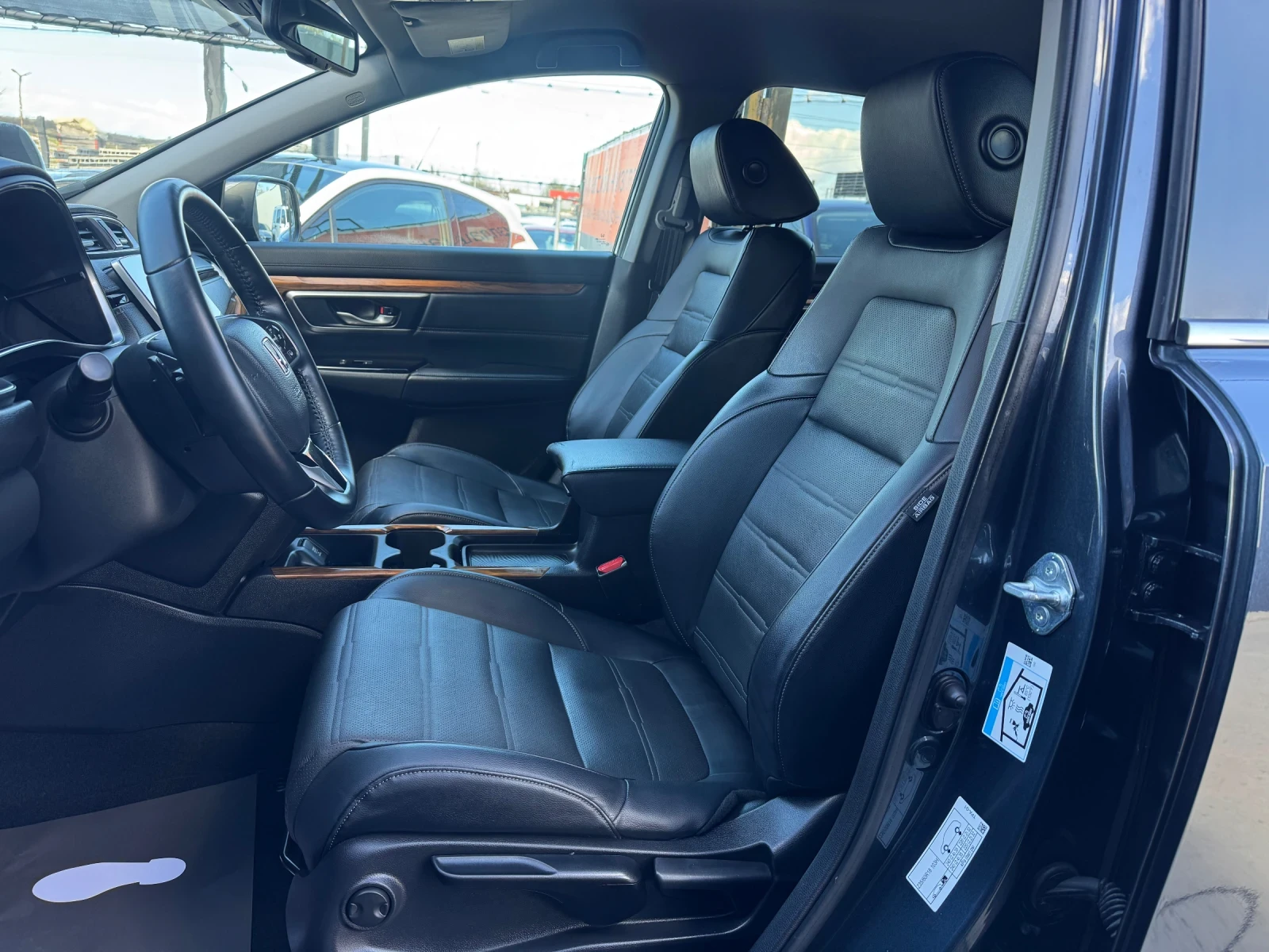 Honda Cr-v 2.0i-AWD-LED-KEYLESS-DRIVING ASSIST-ПОДРЕВ-КАМЕРА - изображение 9 | Auto.bg Honda Cr-v 2.0i-AWD-LED-KEYLESS-DRIVING ASSIST-ПОДРЕВ-КАМЕРА - изображение 9
