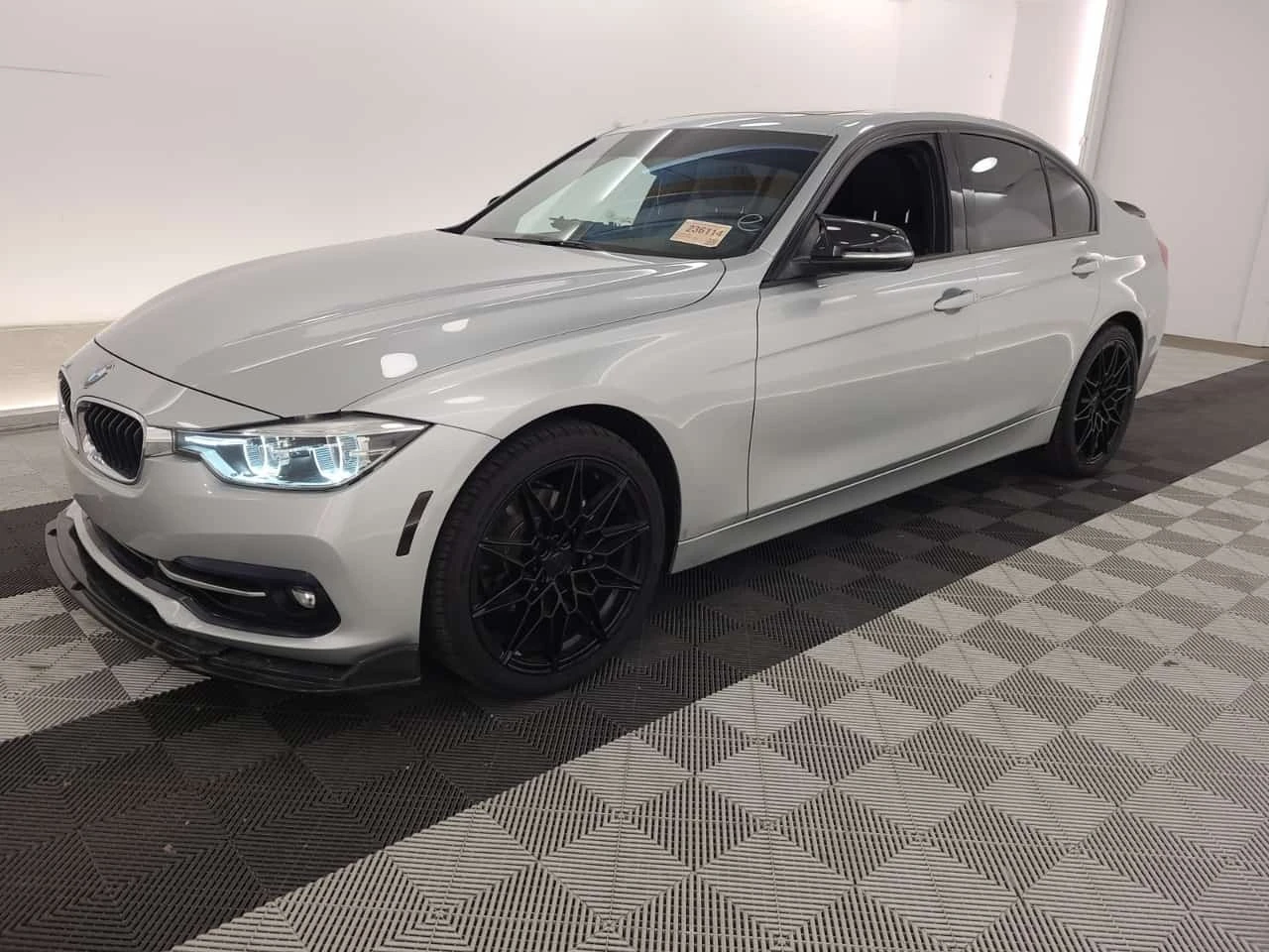 BMW 330 * 330I XDRIVE * CARFAX * | Auto.bg — изображение 1 BMW 330 * 330I XDRIVE * CARFAX * | Auto.bg — изображение 1