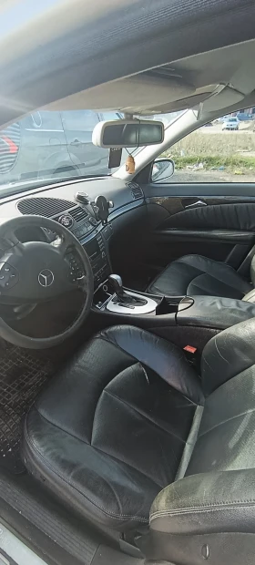 Mercedes-Benz E 220 E220 Авангард 150кс - 2600 € / 5085.16 лв. - 60197661 4 | Car24.bg Mercedes-Benz E 220 E220 Авангард 150кс - 2600 € / 5085.16 лв. - 60197661 4