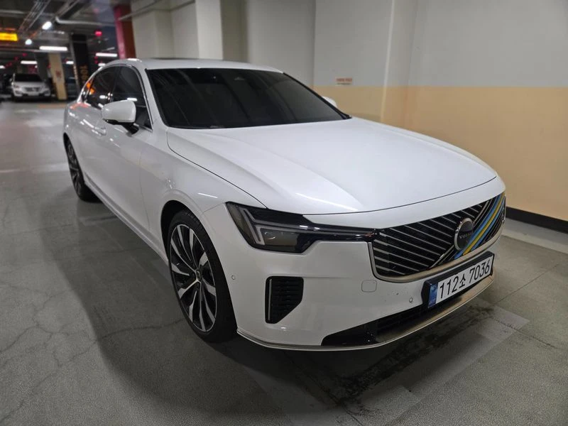 Volvo S90 КРАЙНА ЦЕНА: 47628 EUR | Auto.bg — изображение 1 Volvo S90 КРАЙНА ЦЕНА: 47628 EUR | Auto.bg — изображение 1