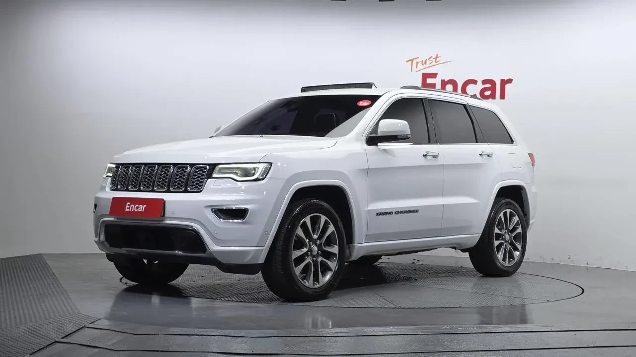 Jeep Grand cherokee Overland 3.6* Distronic* Обдух* Пано* Въздух | Auto.bg — изображение 1 Jeep Grand cherokee Overland 3.6* Distronic* Обдух* Пано* Въздух | Auto.bg — изображение 1