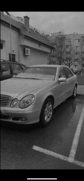 Mercedes-Benz E 320 320CDI V6 224 - 3999 € - 28831370 4 | Car24.bg Mercedes-Benz E 320 320CDI V6 224 - 3999 € - 28831370 4