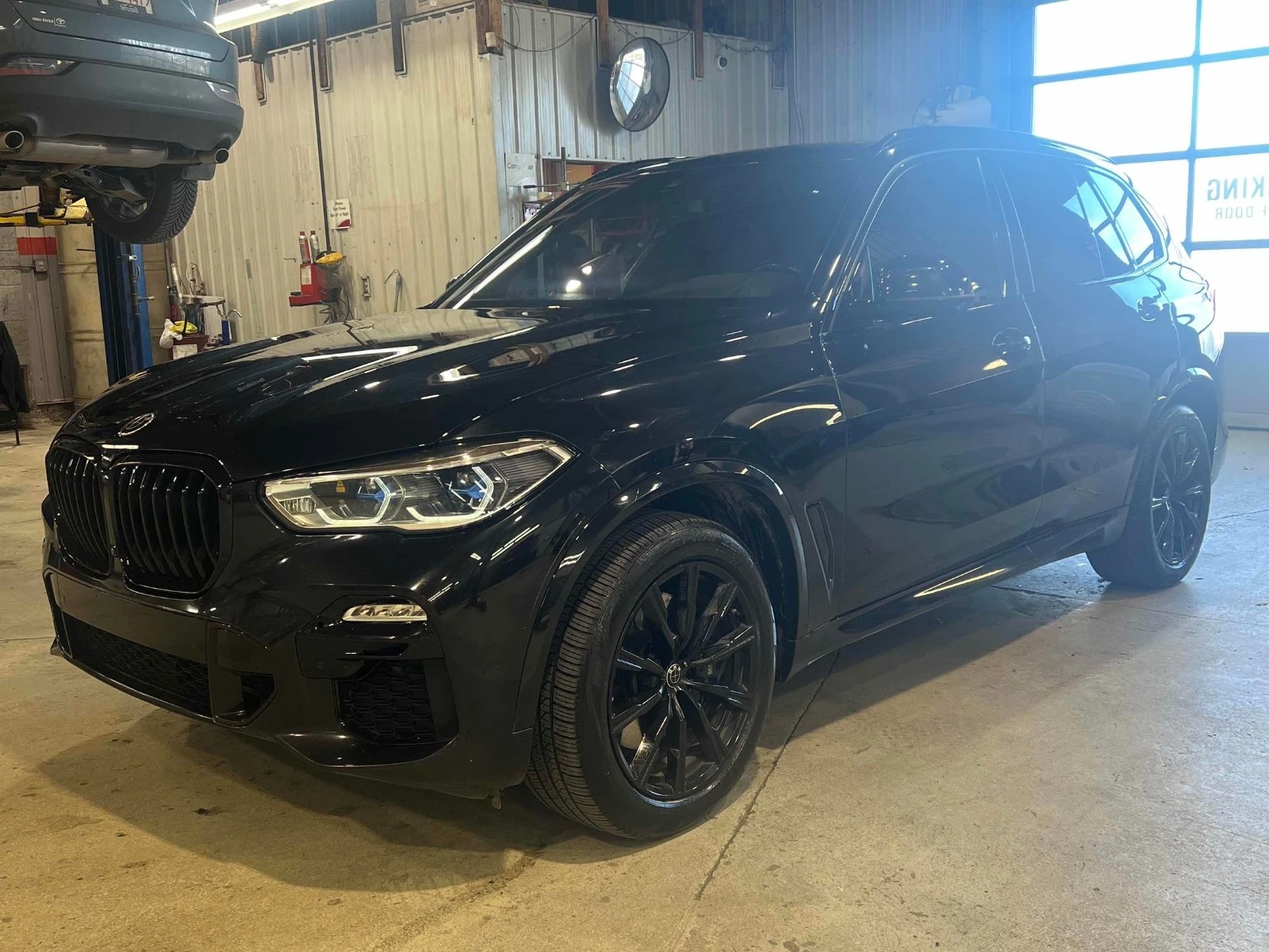 BMW X5 xDrive40i * M-Sport * 360 * АвтоКредит (ЦЕНА ДО БГ | Auto.bg — изображение 1 BMW X5 xDrive40i * M-Sport * 360 * АвтоКредит (ЦЕНА ДО БГ | Auto.bg — изображение 1