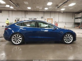 Tesla Model 3 Mid Range RWD | Auto.bg — изображение 13 Tesla Model 3 Mid Range RWD | Auto.bg — изображение 13