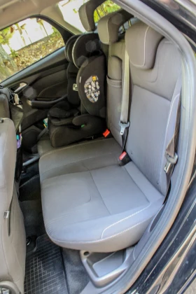 Ford Focus 2.0 Auto Titanium | Auto.bg — изображение 10 Ford Focus 2.0 Auto Titanium | Auto.bg — изображение 10