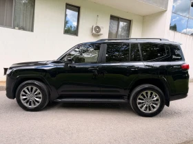 Toyota Land cruiser 300 / 3.3 V6 / 70 ANNIVERSARY | Auto.bg — изображение 4 Toyota Land cruiser 300 / 3.3 V6 / 70 ANNIVERSARY | Auto.bg — изображение 4