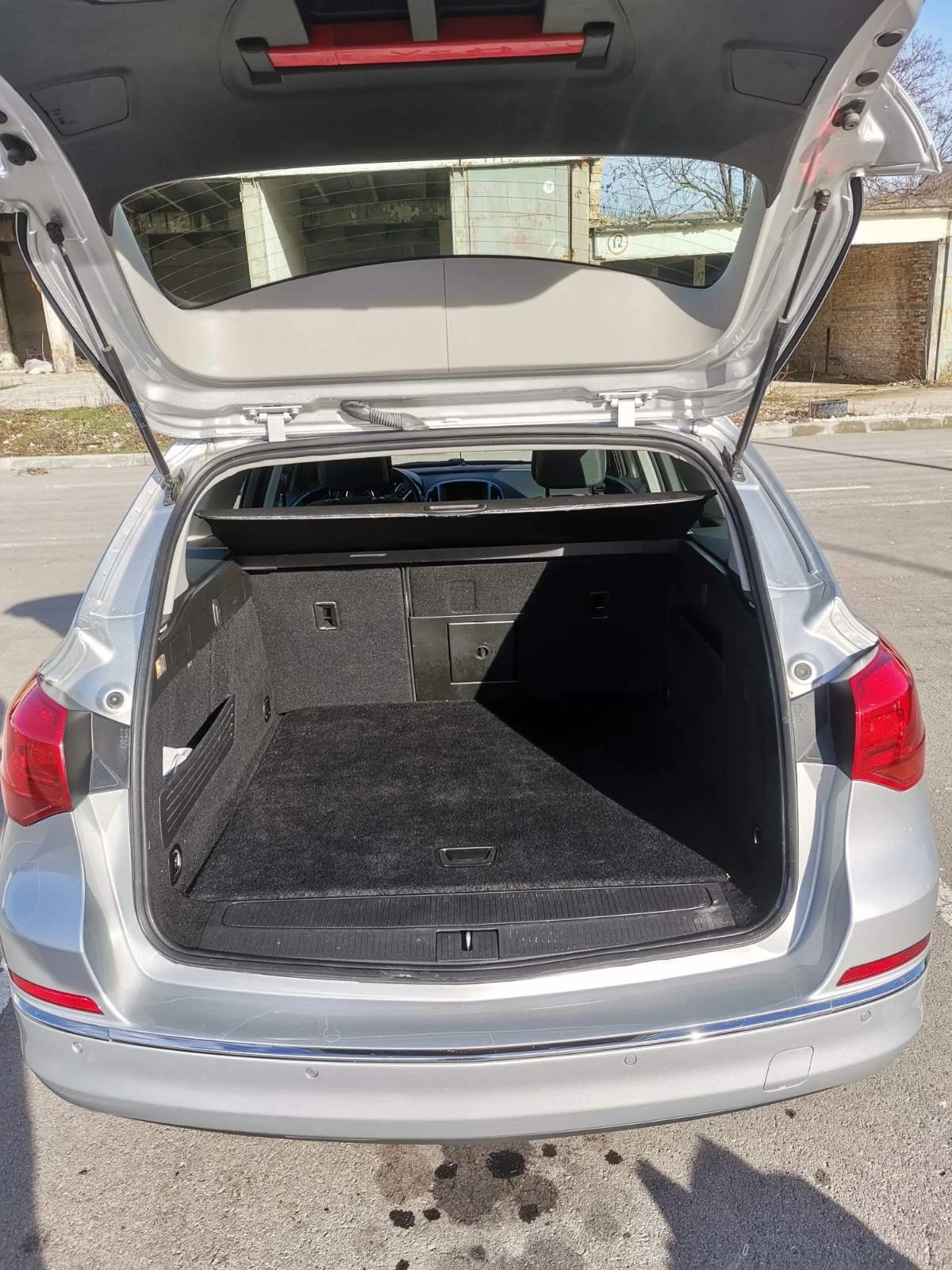 Opel Astra Sport tourer - изображение 5 | Auto.bg Opel Astra Sport tourer - изображение 5