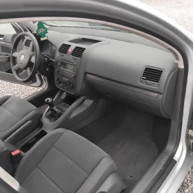 VW Golf 1.6 - 2700 лв. / 1380.49 € - 22231236 9 | Car24.bg VW Golf 1.6 - 2700 лв. / 1380.49 € - 22231236 9