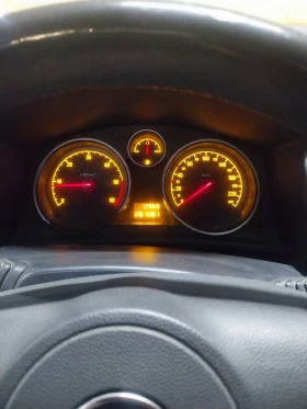 Opel Astra 1.7 cdti Cosmo - 2200 € / 4302.83 лв. - 19912112 12 | Car24.bg Opel Astra 1.7 cdti Cosmo - 2200 € / 4302.83 лв. - 19912112 12