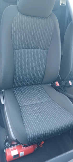 Toyota Yaris 1.4 D-4D | Auto.bg — изображение 12 Toyota Yaris 1.4 D-4D | Auto.bg — изображение 12