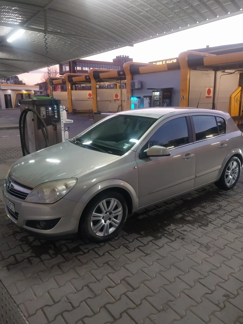 Opel Astra 1.7 cdti Cosmo - 2200 € / 4302.83 лв. - 19912112 1 | Car24.bg Opel Astra 1.7 cdti Cosmo - 2200 € / 4302.83 лв. - 19912112 1