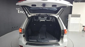 Jeep Grand cherokee 3.6* OVERLAND* FULL* КРАЙНА ЦЕНА ДО БЪЛГАРИЯ* | Auto.bg — изображение 15 Jeep Grand cherokee 3.6* OVERLAND* FULL* КРАЙНА ЦЕНА ДО БЪЛГАРИЯ* | Auto.bg — изображение 15
