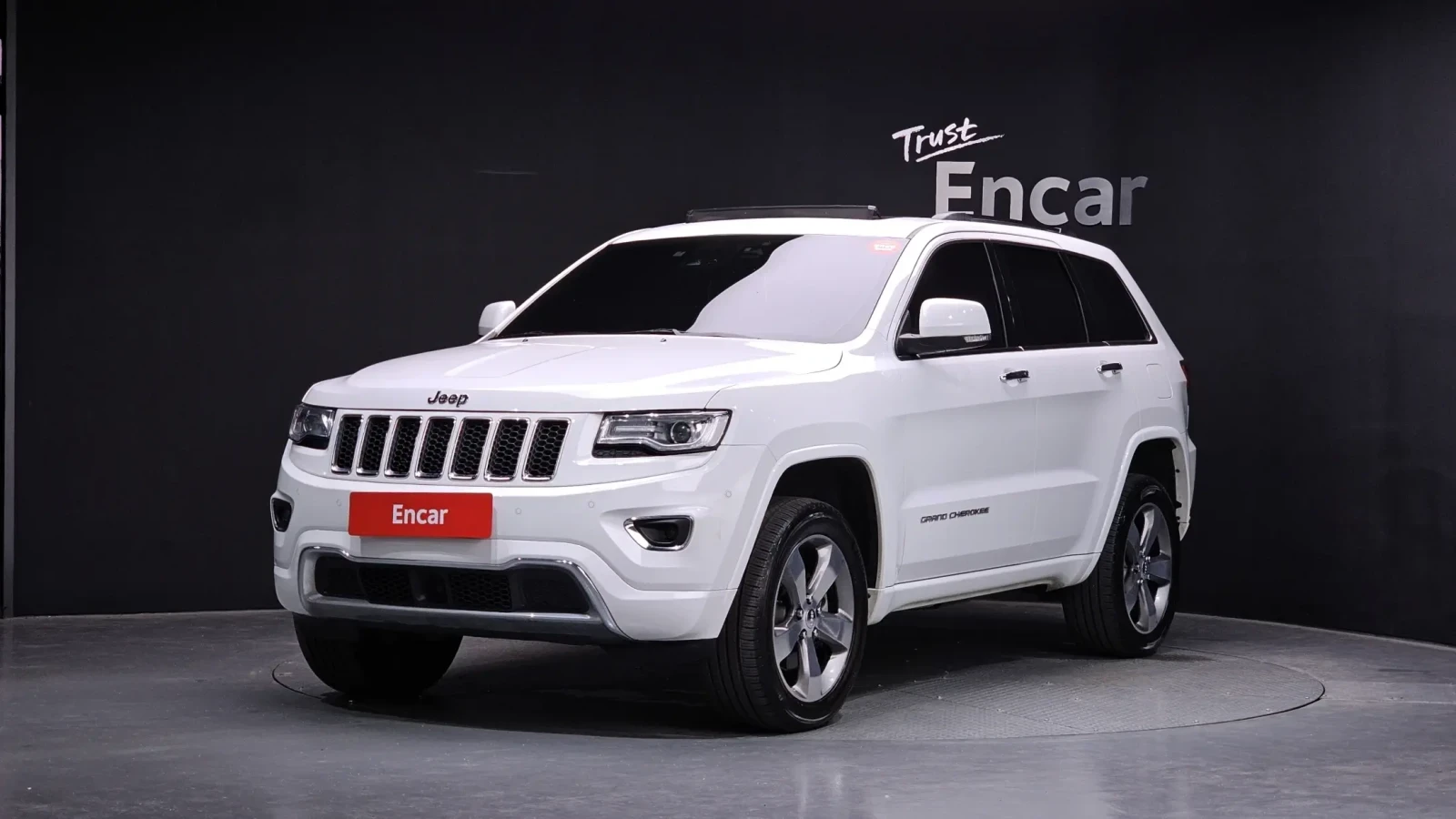 Jeep Grand cherokee 3.6* OVERLAND* FULL* КРАЙНА ЦЕНА ДО БЪЛГАРИЯ* | Auto.bg — изображение 1 Jeep Grand cherokee 3.6* OVERLAND* FULL* КРАЙНА ЦЕНА ДО БЪЛГАРИЯ* | Auto.bg — изображение 1