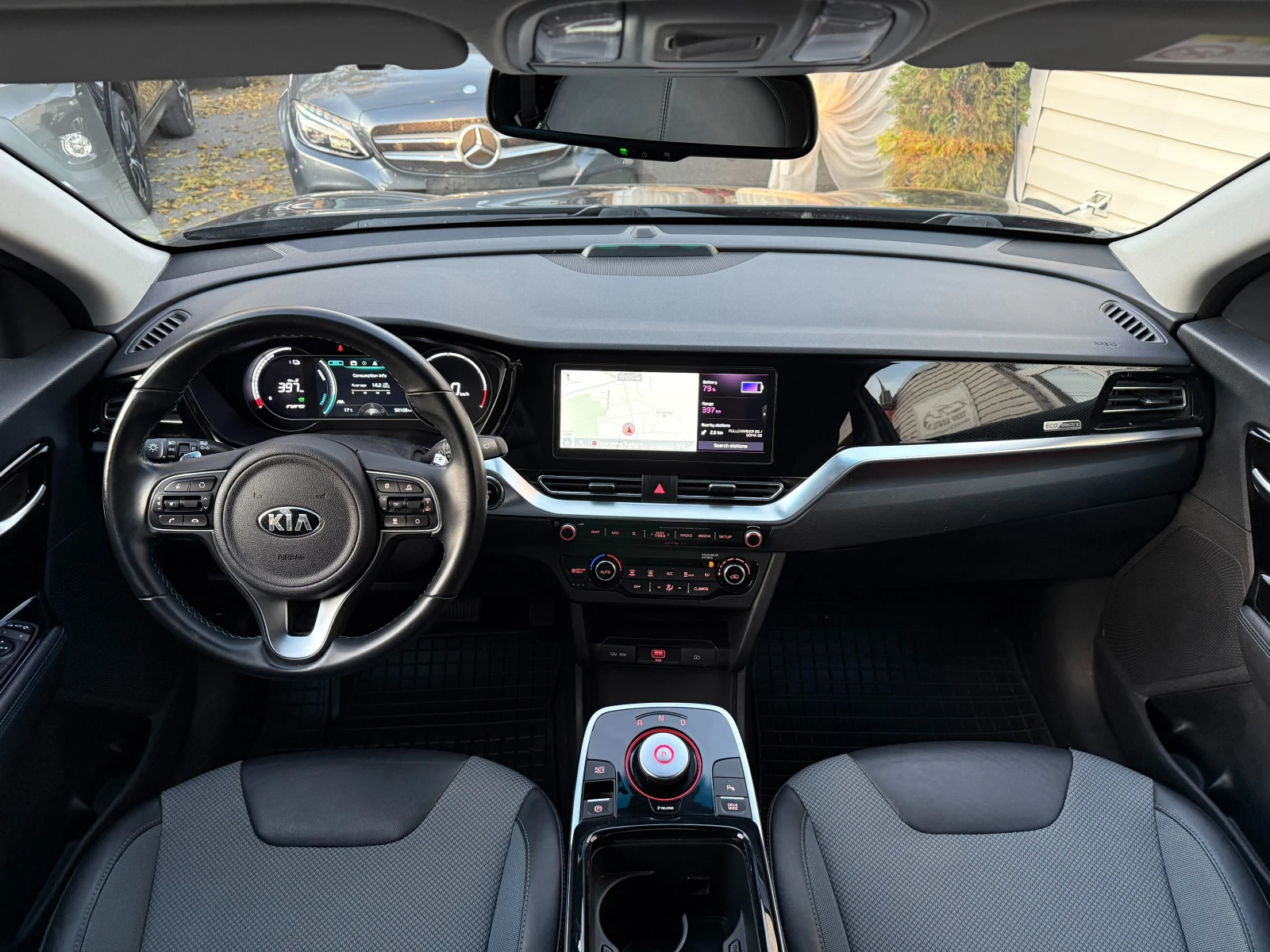 Kia Niro 150 kW* ПЪЛНА СЕРВИЗНА ИСТОРИЯ* ГАРАНЦИЯ НА Б-ТА - изображение 9 | Auto.bg Kia Niro 150 kW* ПЪЛНА СЕРВИЗНА ИСТОРИЯ* ГАРАНЦИЯ НА Б-ТА - изображение 9