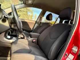 Toyota Rav4 - 12180 лв. / 6227.54 € - 33100595 9 | Car24.bg Toyota Rav4 - 12180 лв. / 6227.54 € - 33100595 9