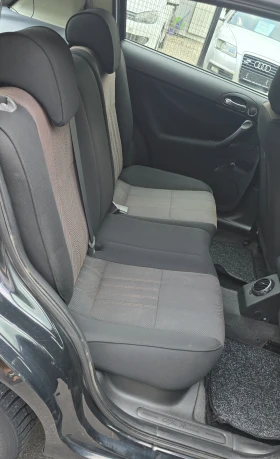 Alfa Romeo 147 Twin Spark 1.6 i LPG | Auto.bg — изображение 14 Alfa Romeo 147 Twin Spark 1.6 i LPG | Auto.bg — изображение 14